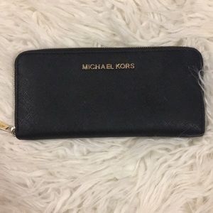 Michael Kors Jet Set Leather Wallet